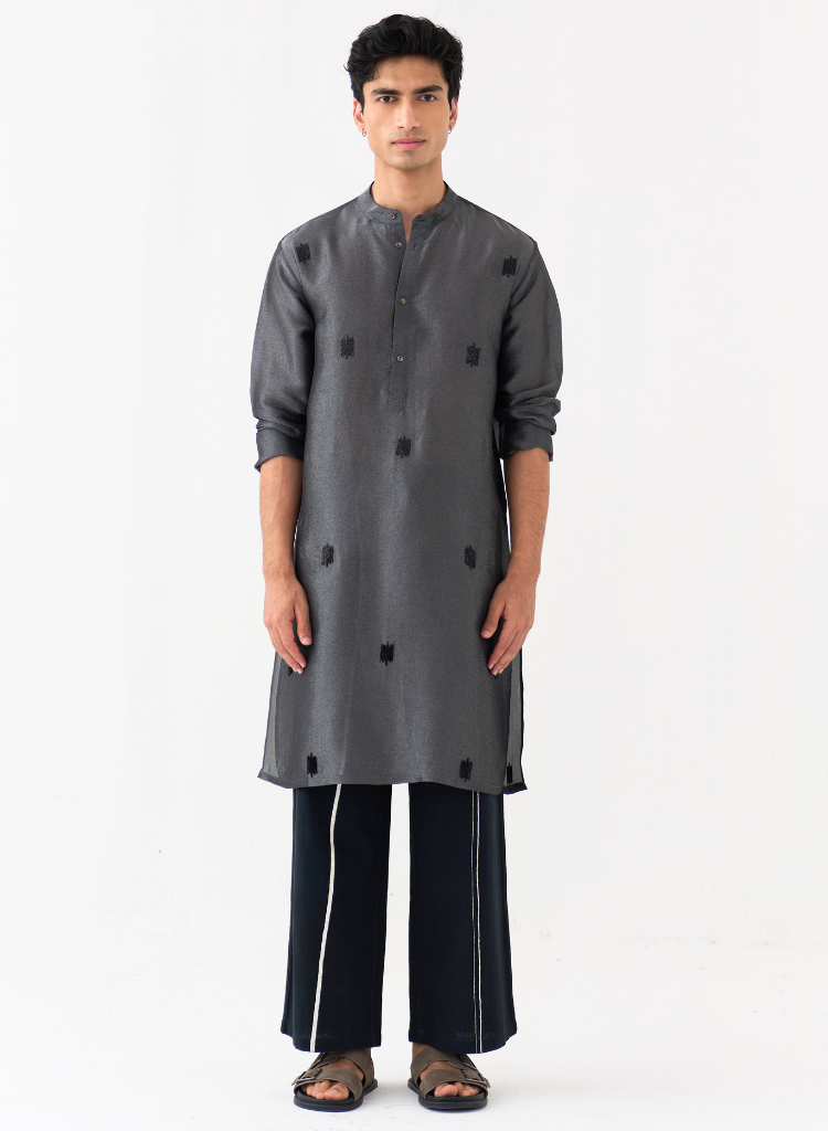 Hand Em Detail Kurta