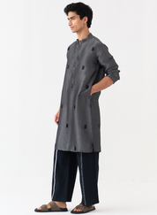 Hand Em Detail Kurta