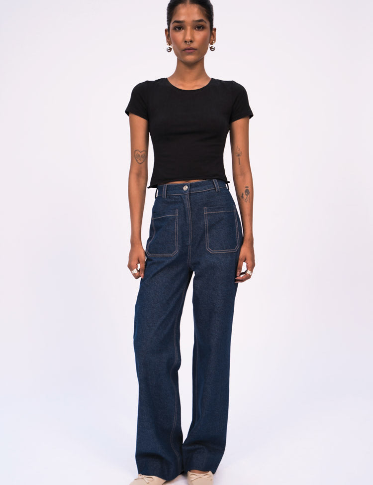 High-Waisted-Jeans-A_d3aaa5ce-56c6-4798-bfa4-6f26cd242598.jpg