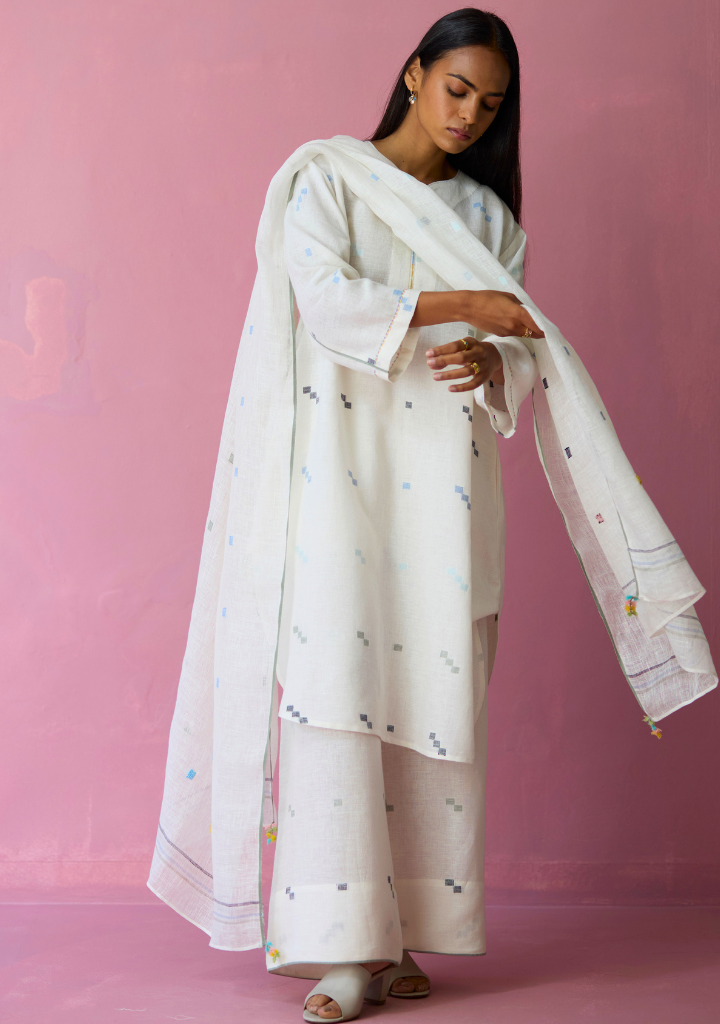 Ikara Dupatta Set