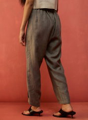 Ikis Overlapping Hem Pants