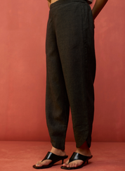 Ikis Overlapping Hem Pants