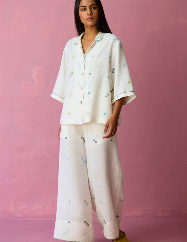 Imri-Cuban-Collar-Shirt-F_a617352a-b49e-445e-810e-26107070e2a1.png