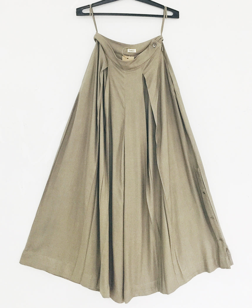 Inverted Box Pleat Bottoms