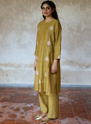 Ira Kurta Set