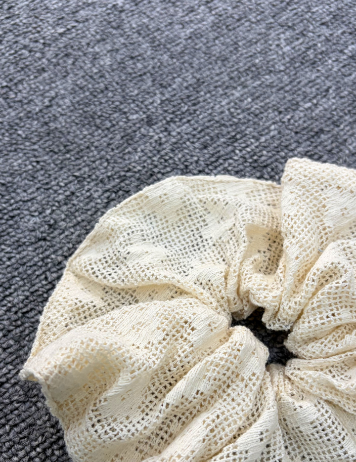 Ira-Scrunchie-A_681ab3f6-5718-42fd-8c03-46b11b66f41a.png