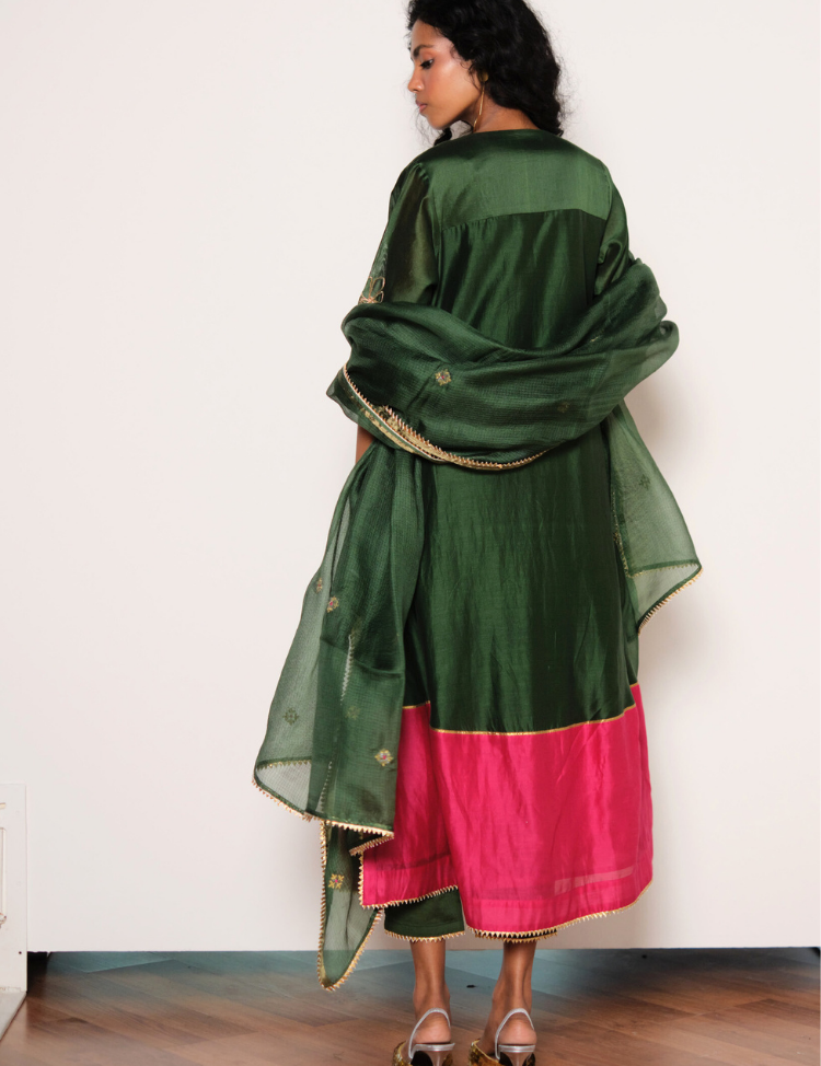 Iraani-Dupatta-A.png