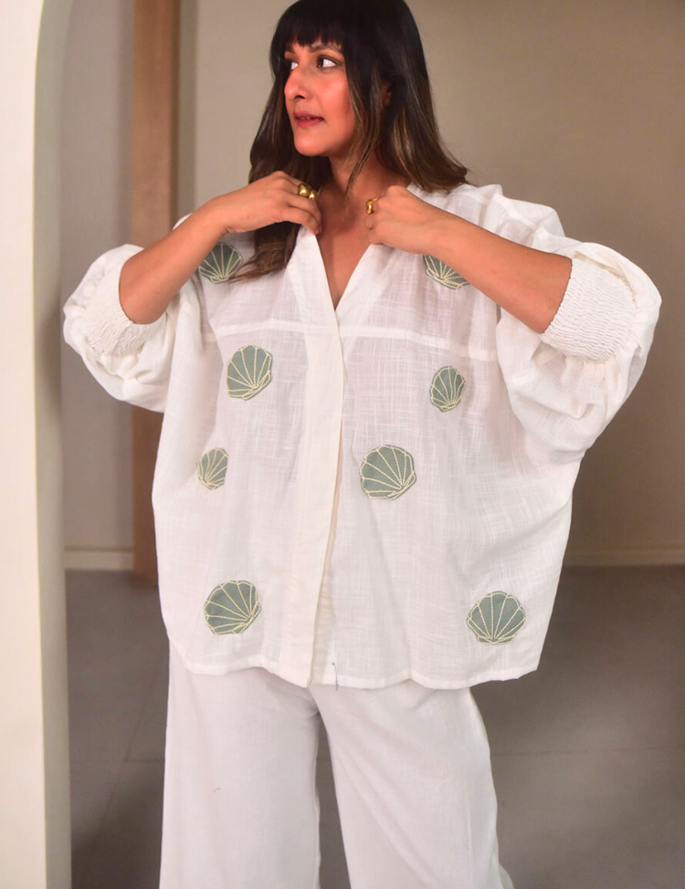 Isla-Shirt-Mint-Applique-A.png