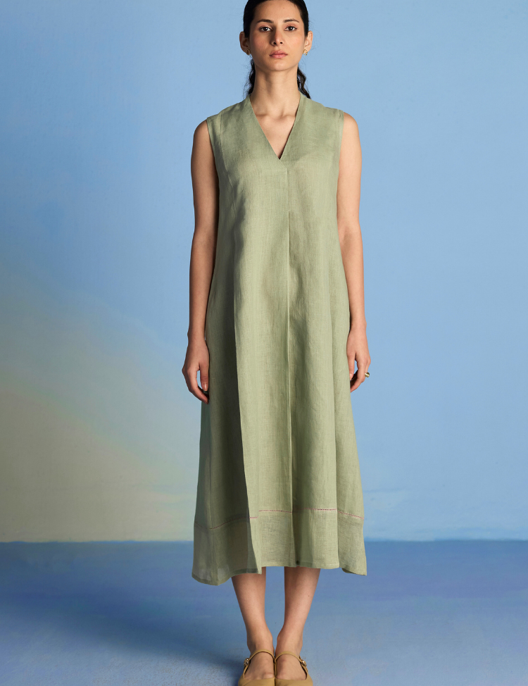Ita-Pleated-Dress-Mint-D.png
