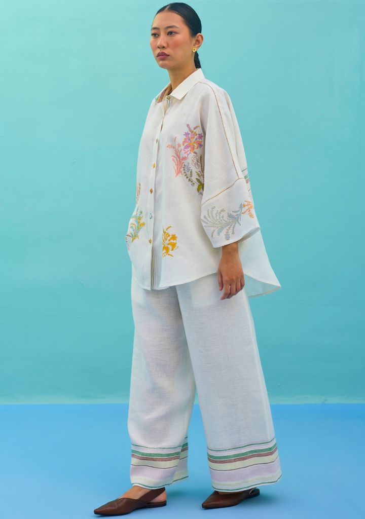 Iva Embroidered Set