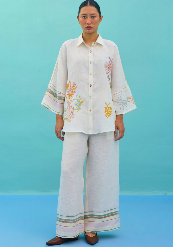 Iva Embroidered Set