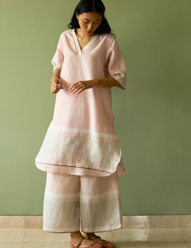 Iva-Pleated-Border-Kurta-Set-Blush-D.png