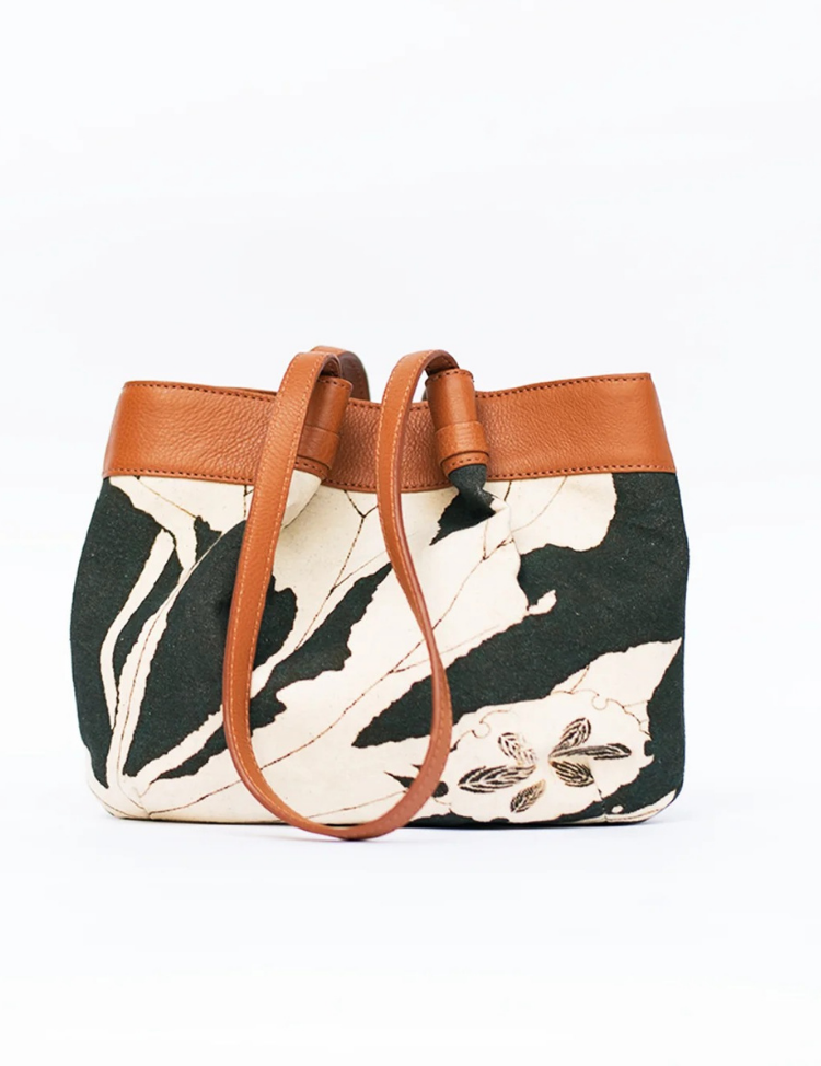 IvoryInkHandBag.png