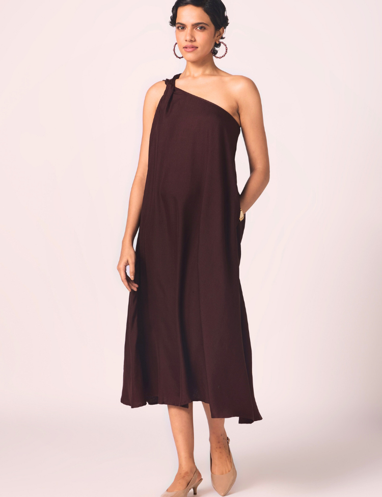Izar-Silk-One-Shoulder-Dress-E_f703a2e1-5a1d-49b6-98ef-2711a7fc1439.png