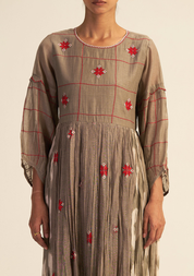 Jaapi Dress
