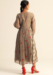 Jaapi Dress