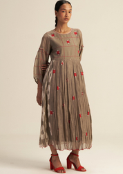 Jaapi Dress
