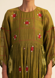 Jaapi Dress