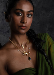 Joolrekha Layered Set