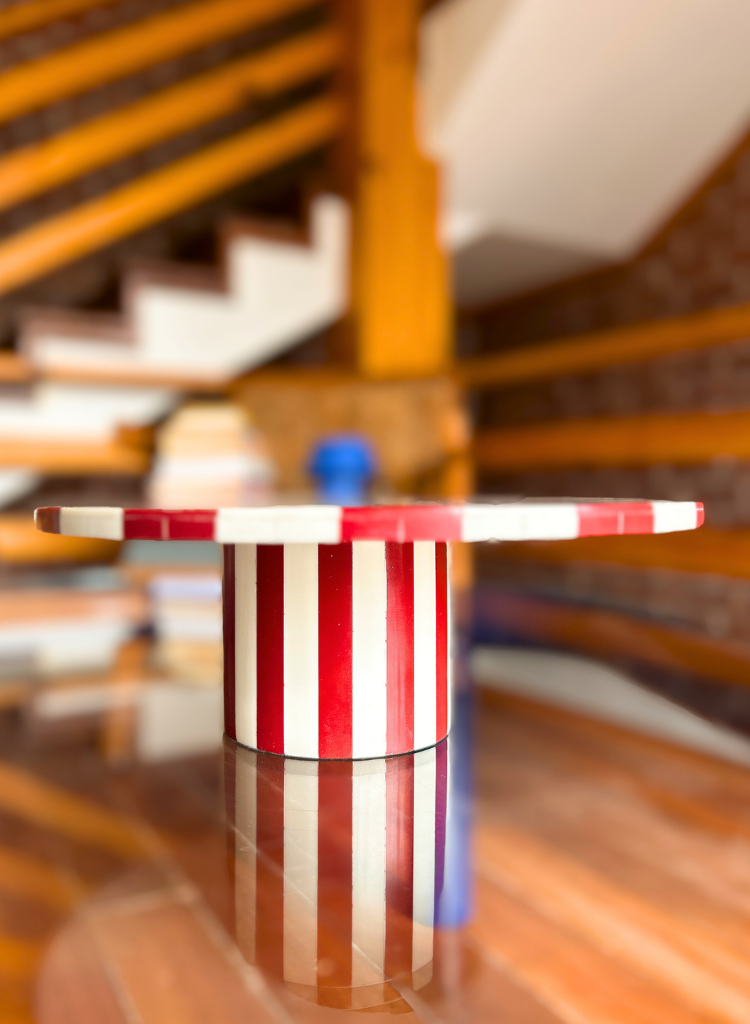 Jugglr Jr. Cake Stand