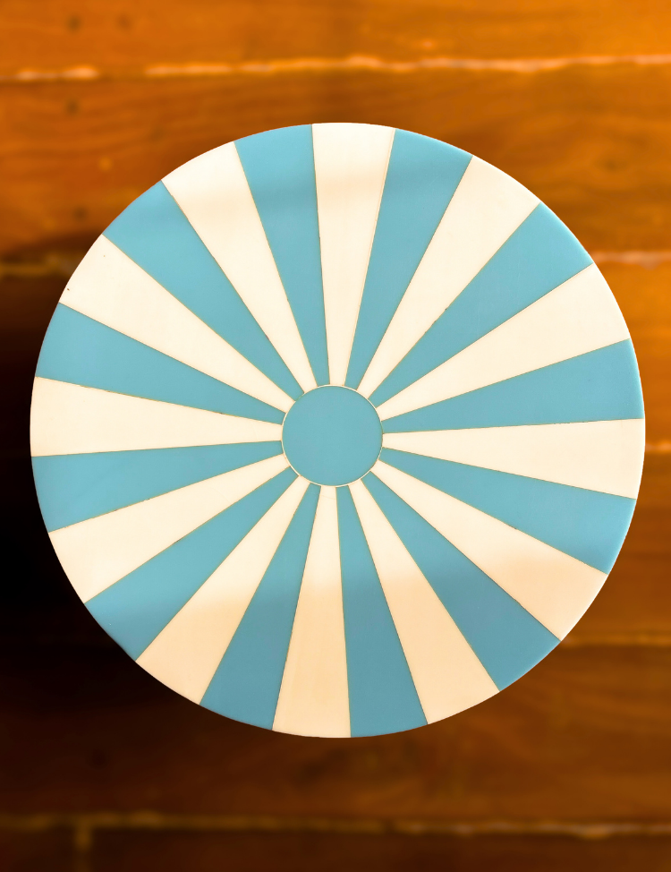 Jugglr Jr. Cake Stand