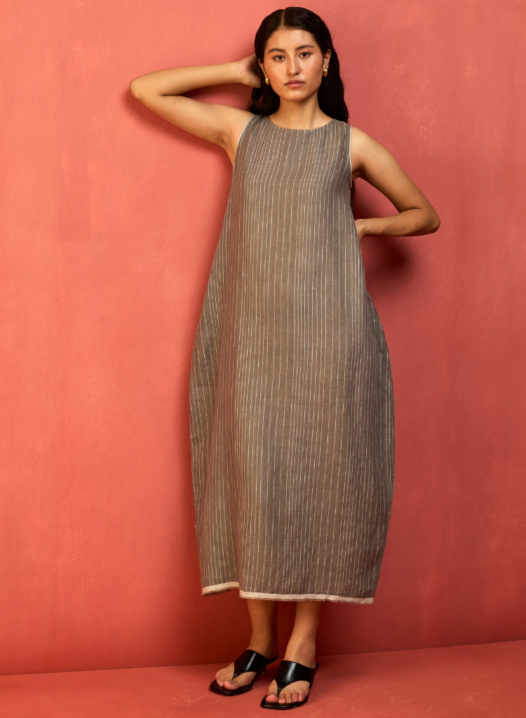 Juro Stripe Parabola Dress
