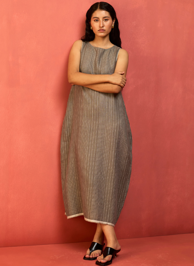Juro Stripe Parabola Dress