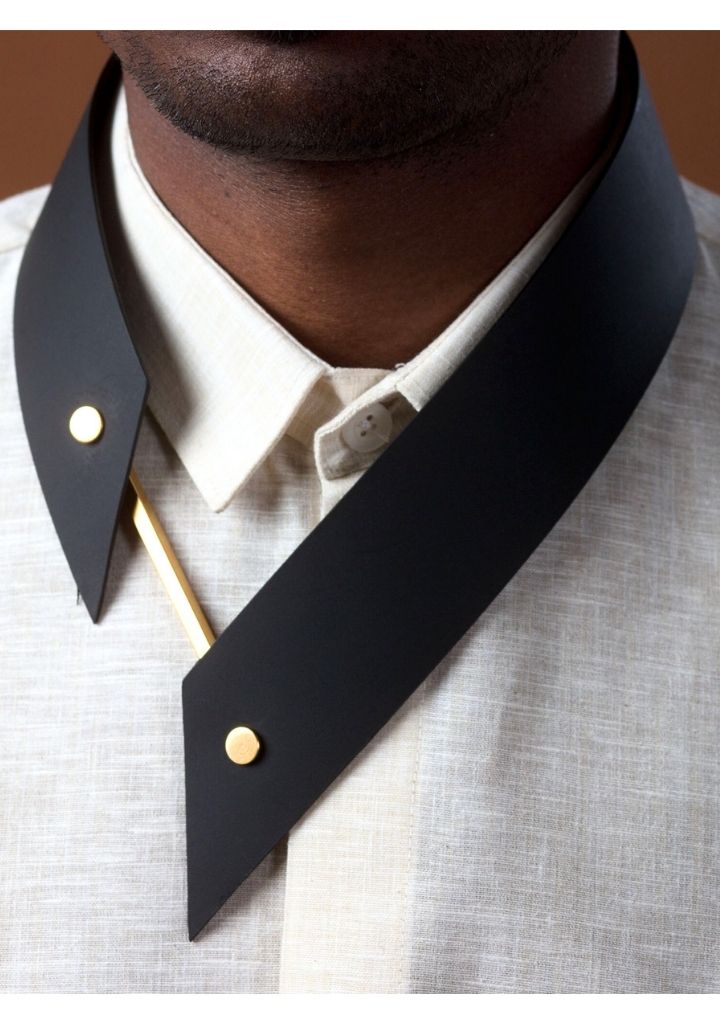 Kane & Abel Neck Collar