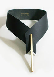 Kane & Abel Neck Collar