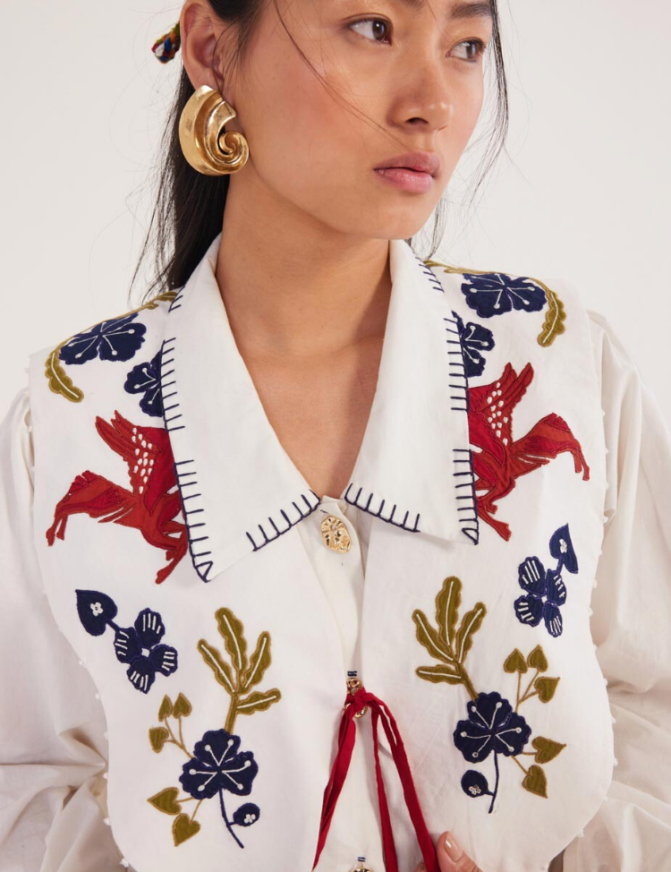 Kiji-Embroidered-Bib-A.png