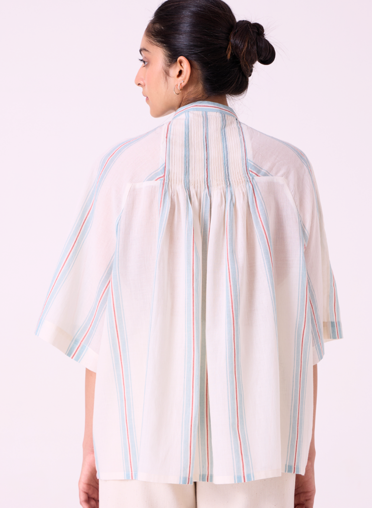 Kisaiya Striped Top