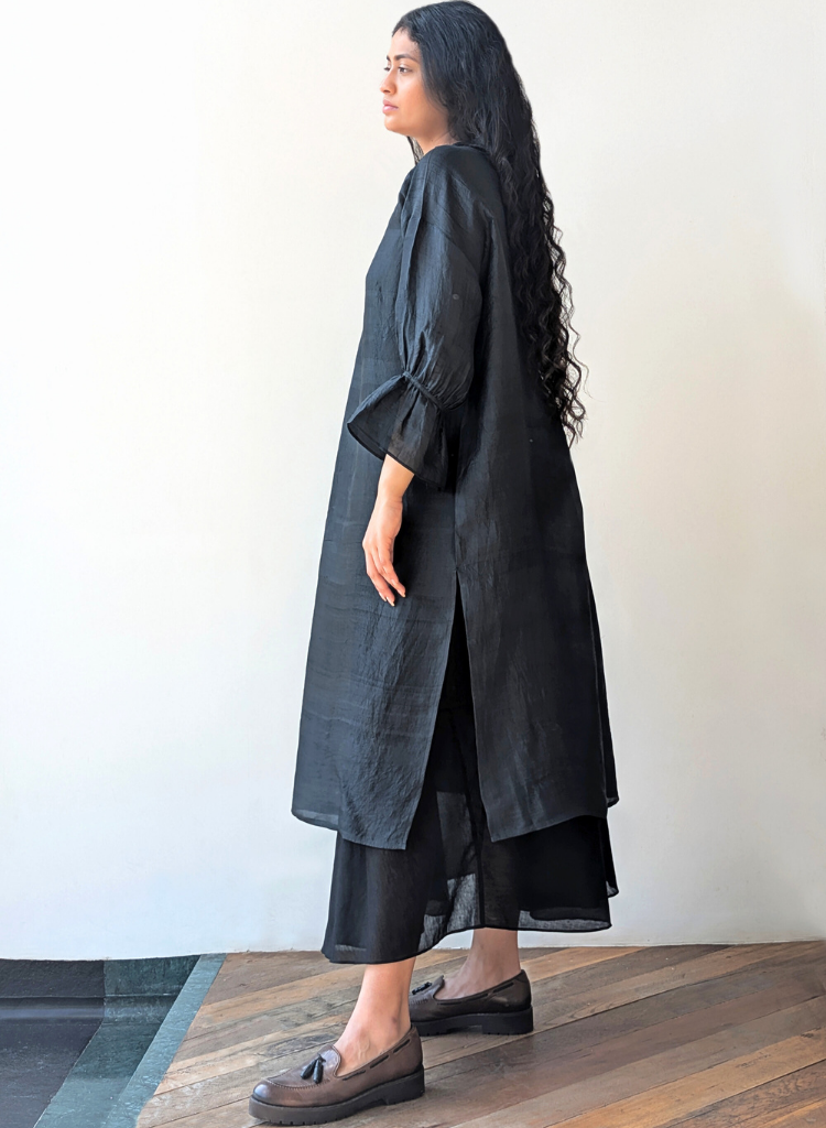 Kohl Broad Pleat Silk Set