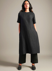 Kohl Half Sleeves Kurta Set