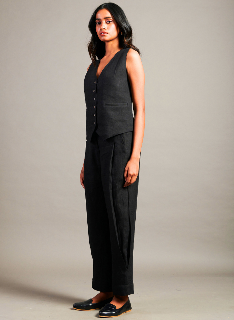 Kohl Waist Coat Set