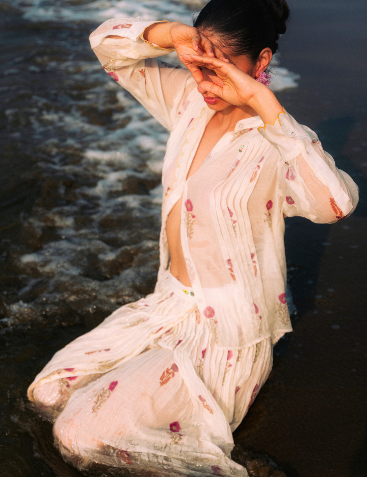 Kulfi-Scallop-Shirt-B_b4f8b4e6-e7d4-4c90-8f02-51976beda474.png