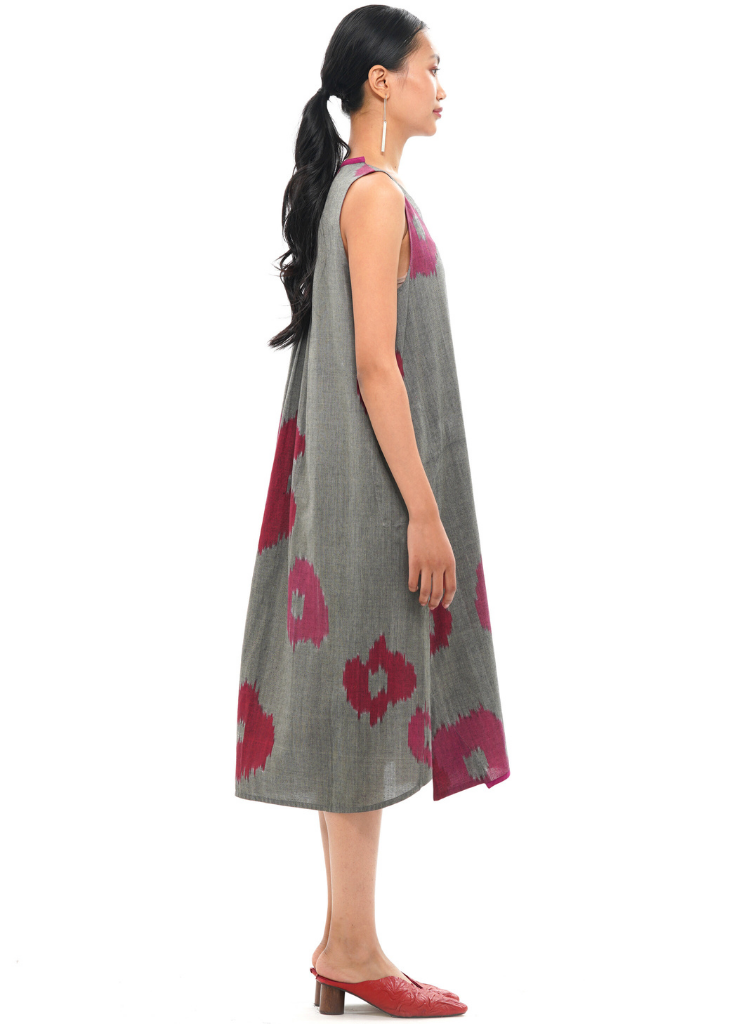 Kuro Dress Sleeveless