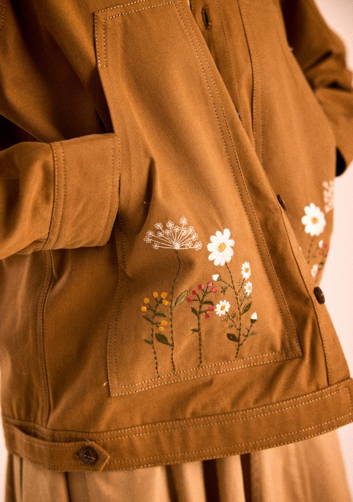Latte Must Jacket