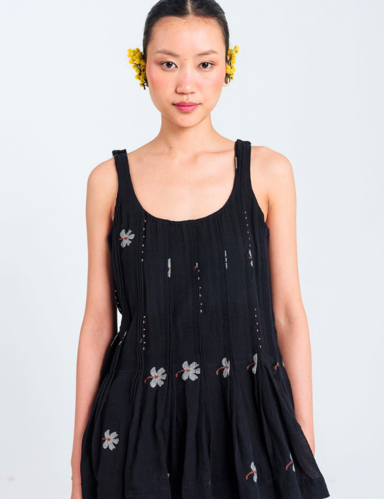 Leap-Jamdani-Pleated-Top-B.png