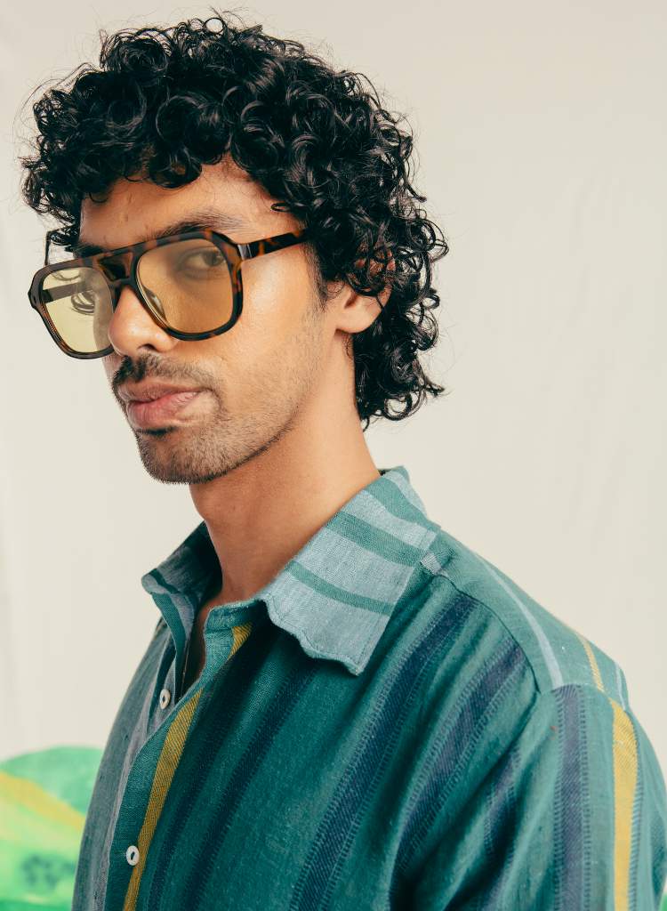 Leher Shirt