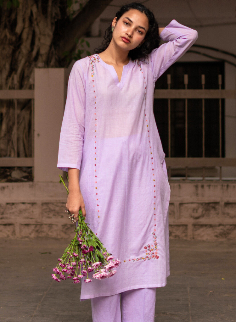 Lila Kameez Set