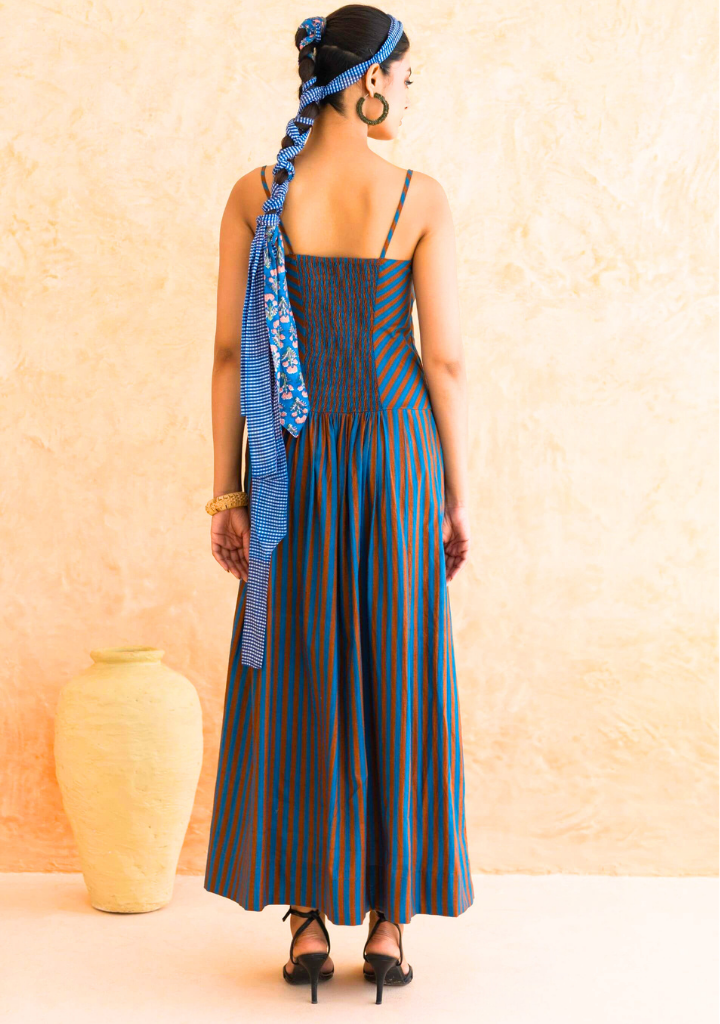 Linea Dress