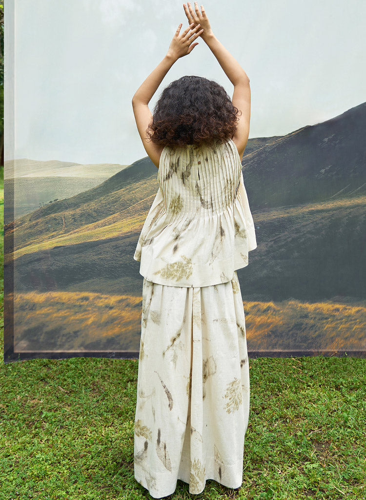 Live Leafy Pintucks Skirt