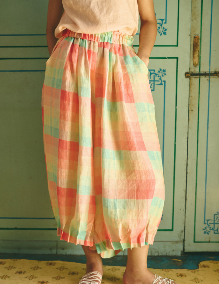 Lola-Balloon-Trousers-checks-A.png