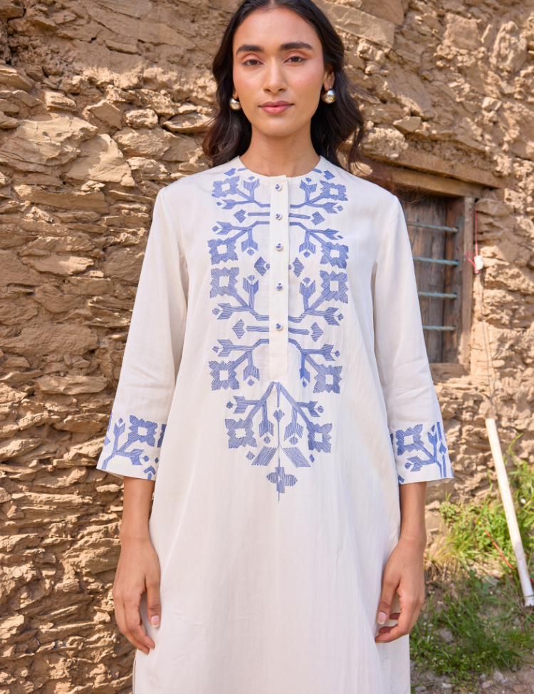 Lola-Tunic-White-B.png