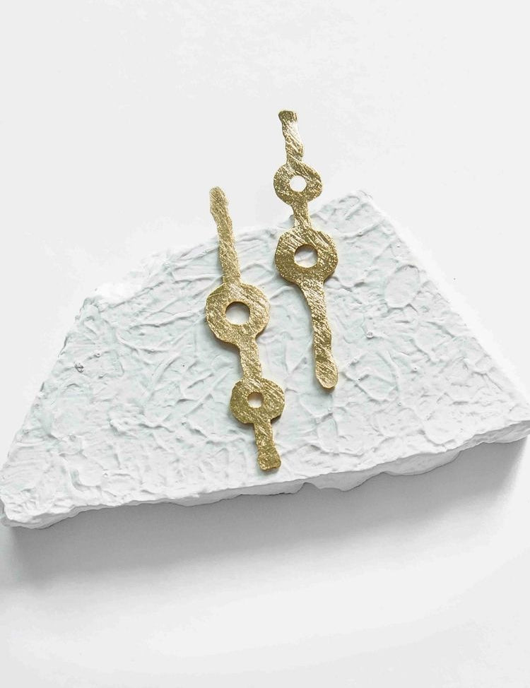 Lotura-Earrings-Gold-A.jpg