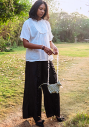 Luna Bib Top