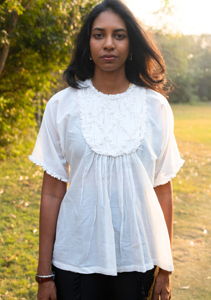 Luna Bib Top
