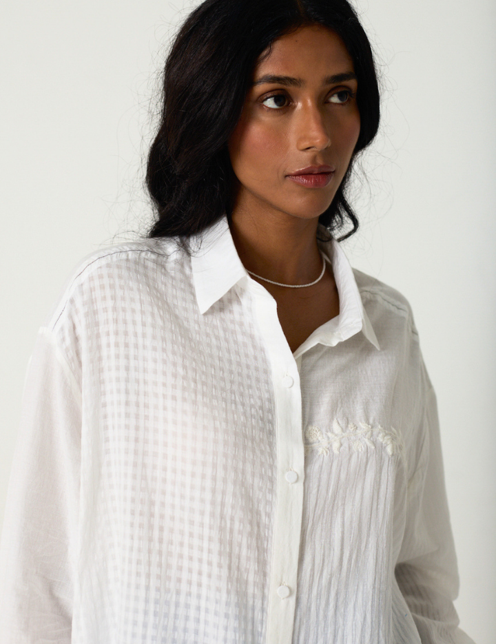 Luna-Shirt-D.png