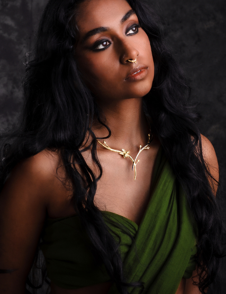 Madhumool-Necklace-B.png