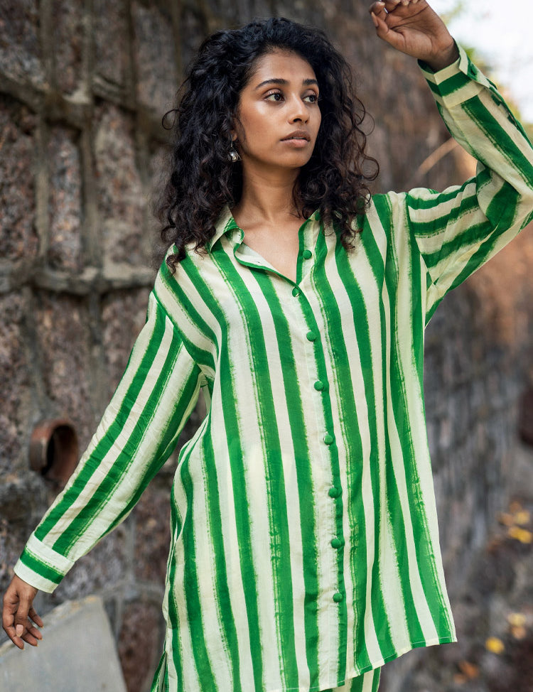 Maira-Set-Green-D_8d6cf010-76a5-48ec-9d56-c1a6f9612aa3.jpg